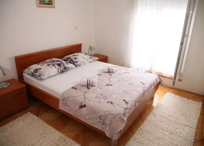 Appartement Dg With Parking Garage *