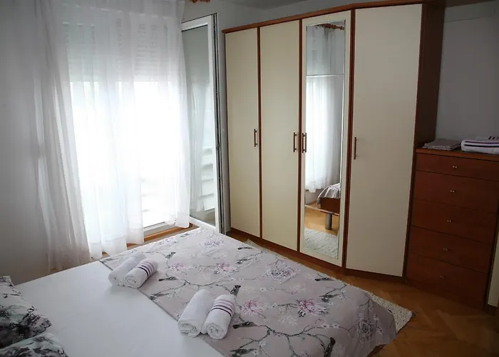 Διαμέρισμα Dg With Parking Garage *